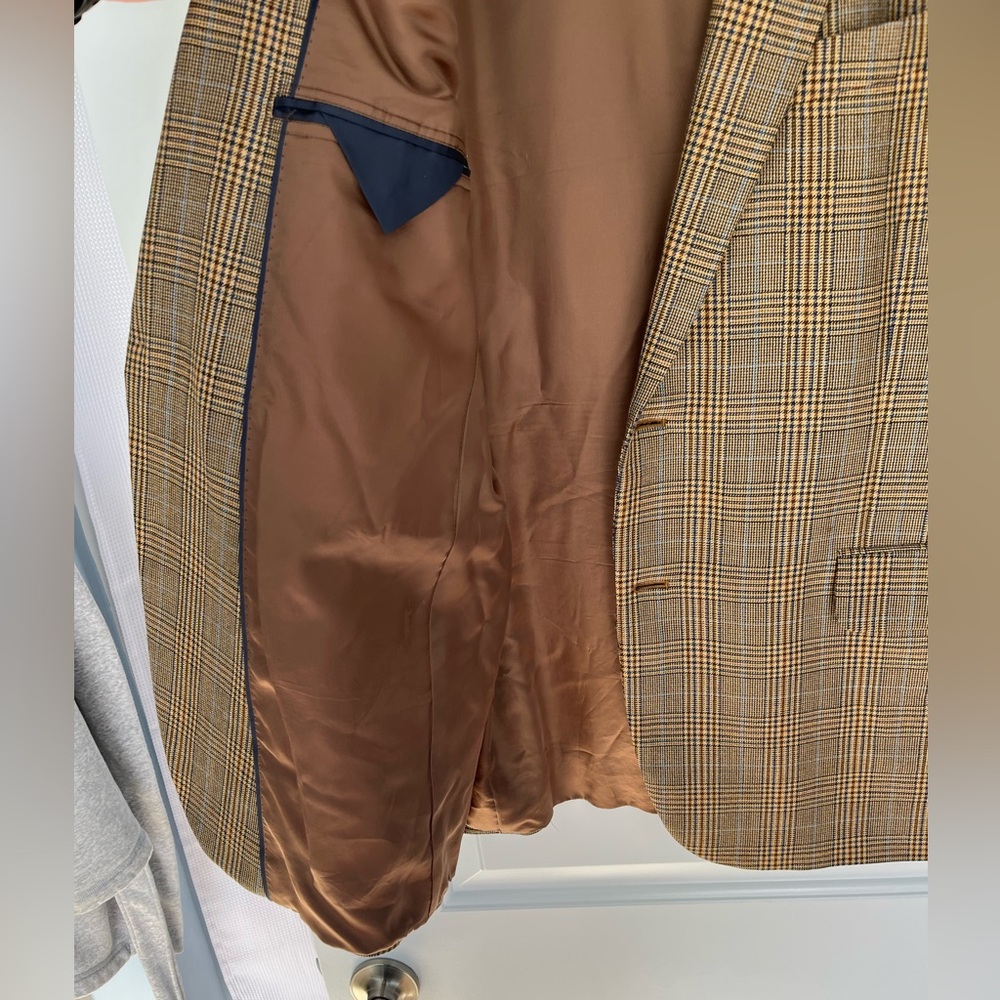 Men’s Brooks Brothers 1818 Madison fit sport coat - Picture 5 of 12